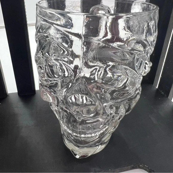 Glass Skeleton Skull Head‎ Beer Pitcher Beverage 28 oz Mug 6.5" Tall Luminare - Picture 1 of 9